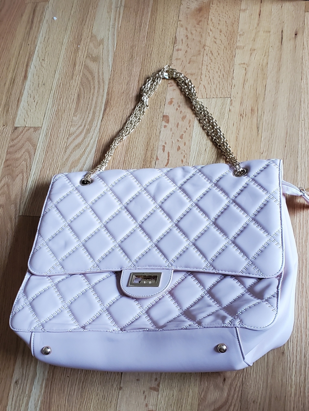 New w/o Tags Light Pink Quilted Hand Bag